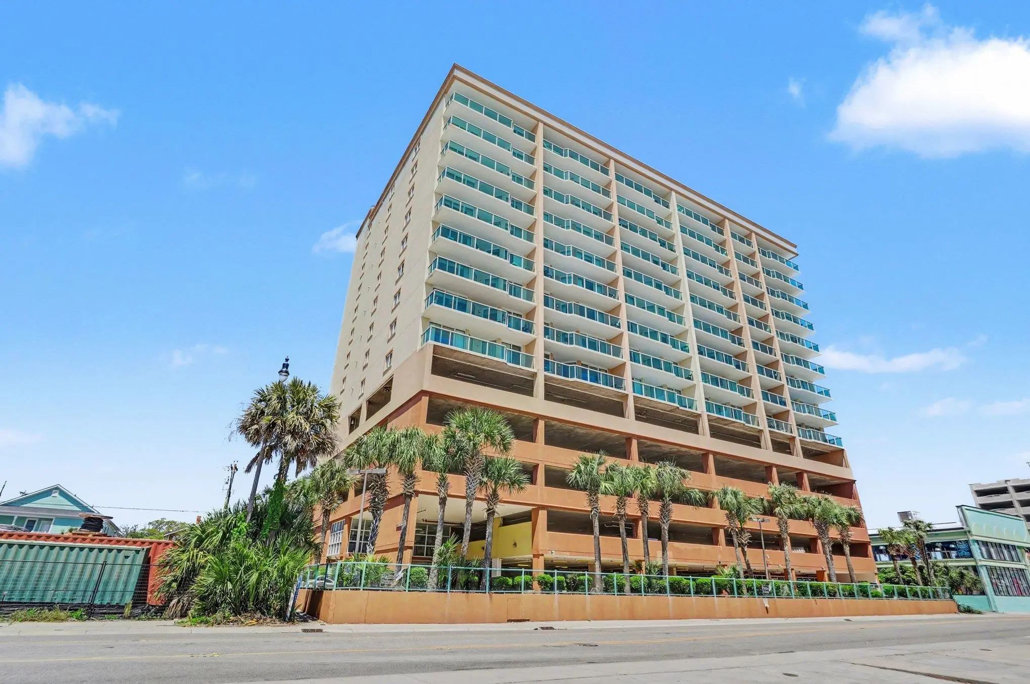 Photo of Listing #2610347