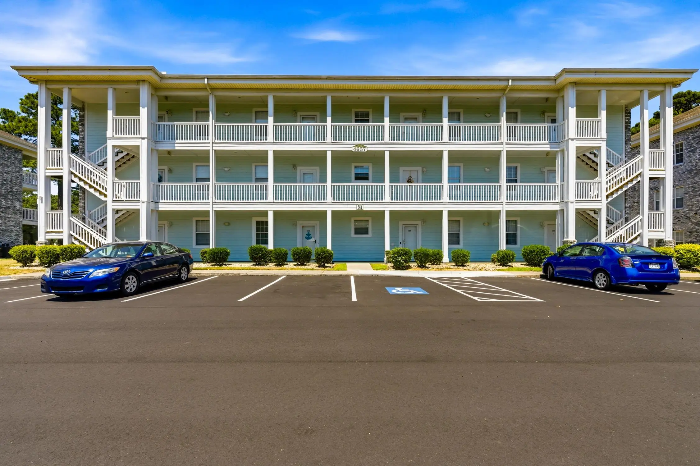 Photo of Listing #2610397