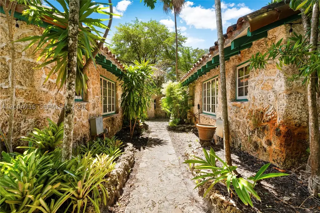 1301 Milan, Coral Gables