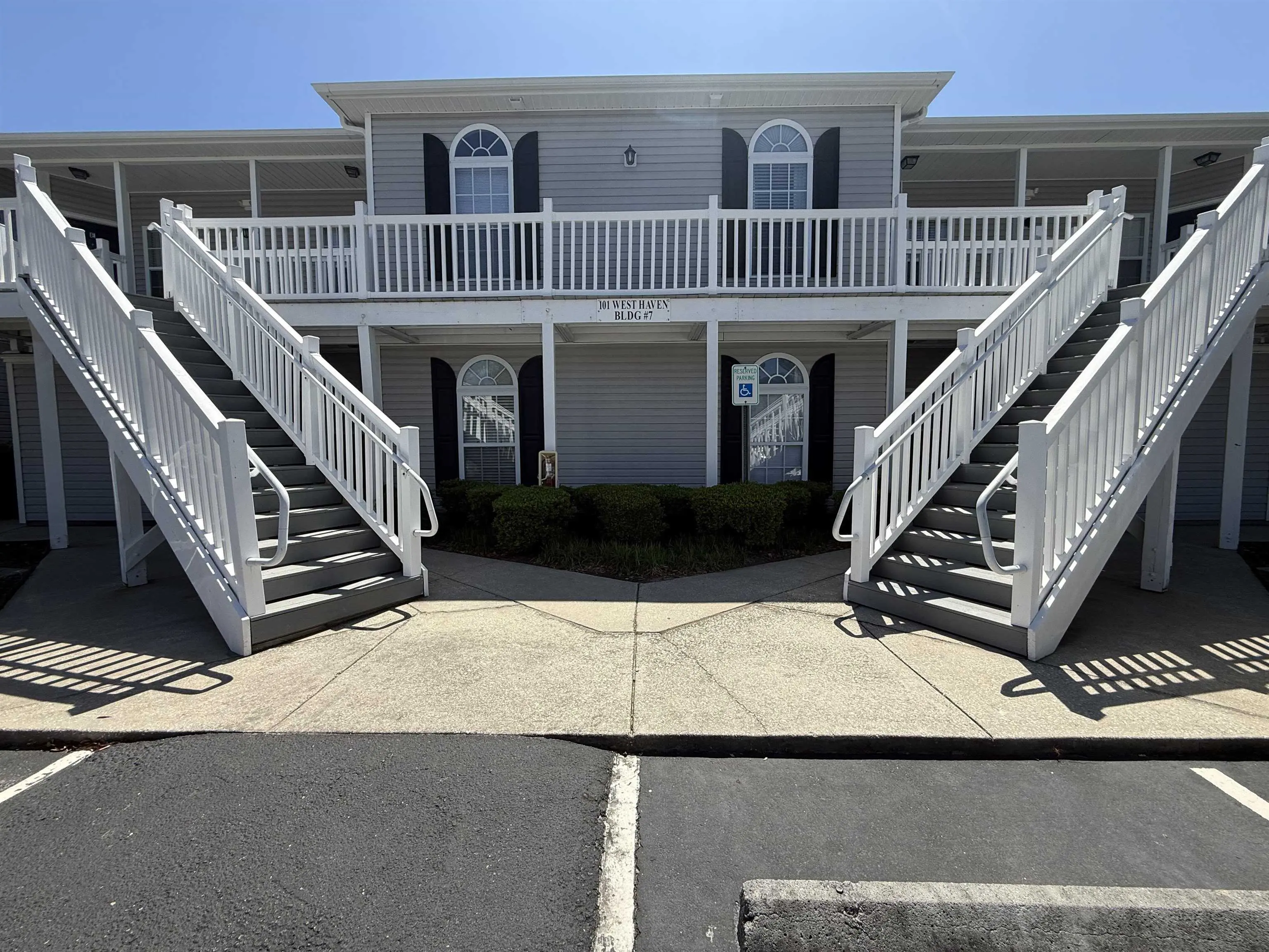 Photo of Listing #2610447