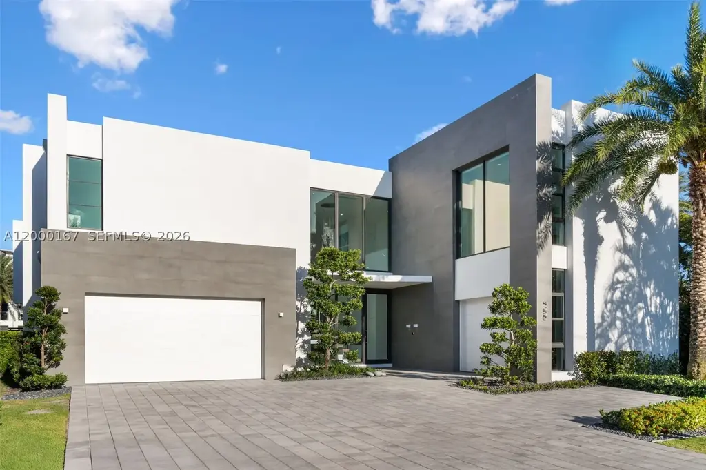 4232 Tradewinds, Lauderdale By The Sea