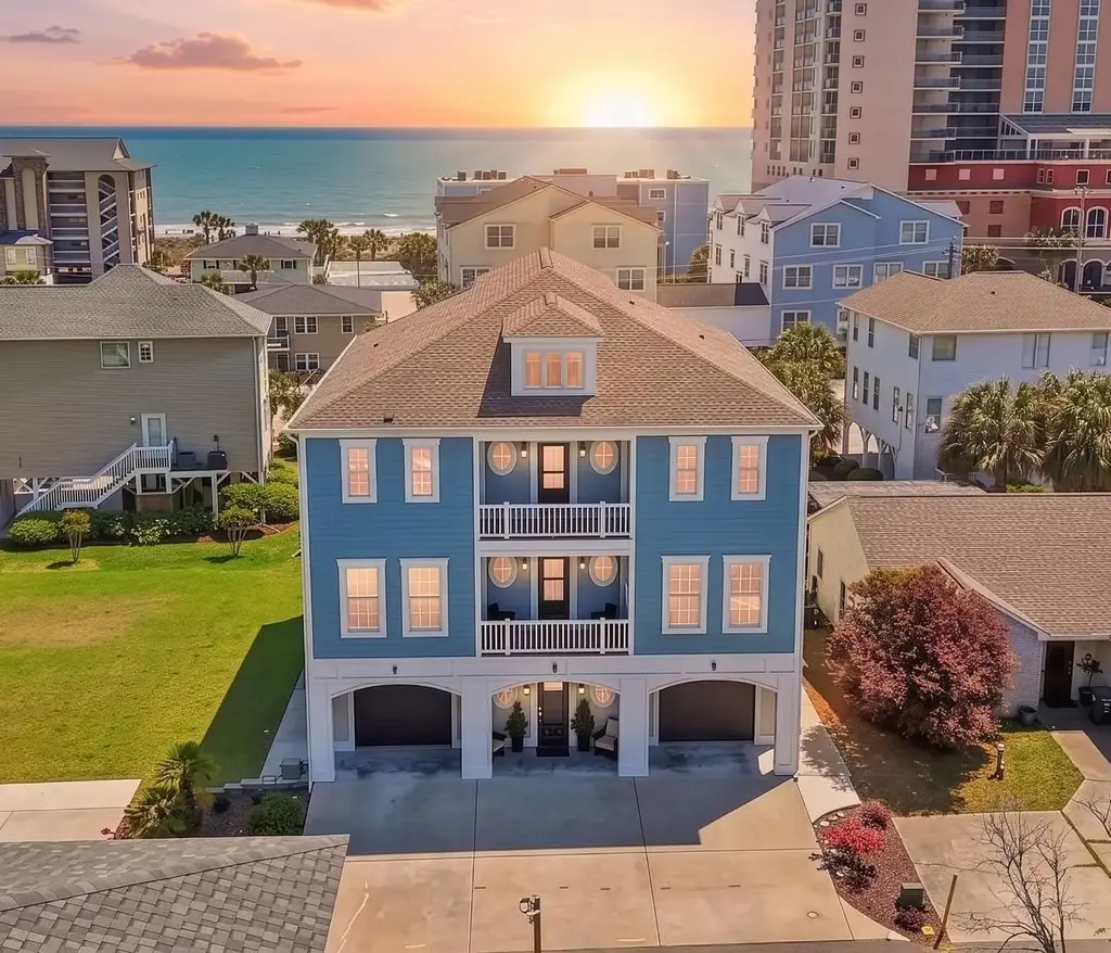1311 Holly Dr., North Myrtle Beach