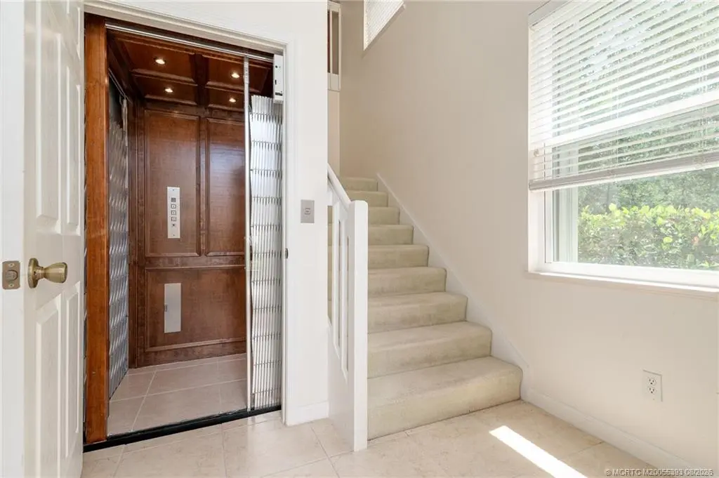 4 of 48 - 1527 Prestwick Lane 6d, Port St. Lucie, FL