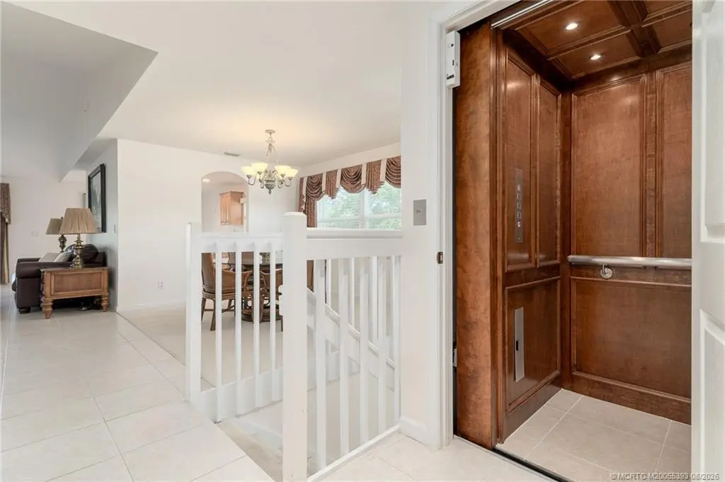 5 of 48 - 1527 Prestwick Lane 6d, Port St. Lucie, FL