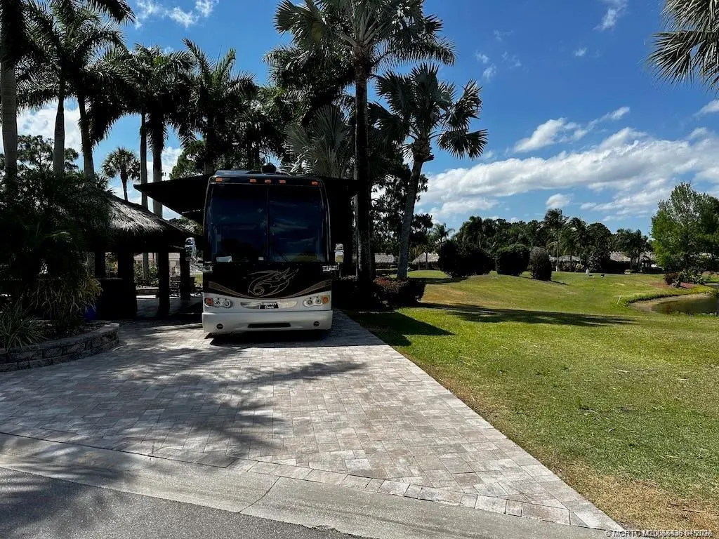 401 Chipshot Lane, Port St. Lucie