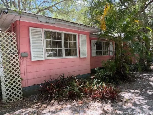 2 of 15 - 713 Bryant Avenue, Stuart, FL