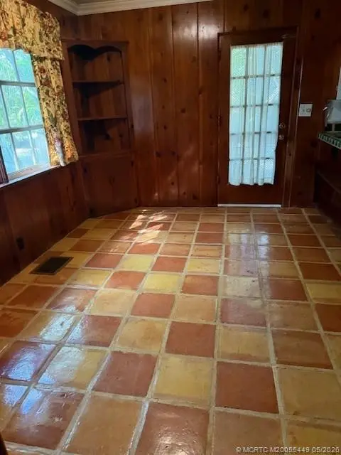 3 of 15 - 713 Bryant Avenue, Stuart, FL