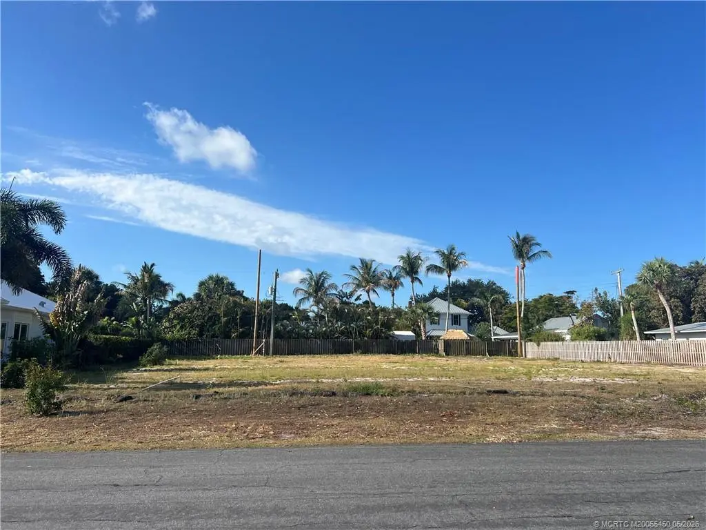 2 of 12 - 818 Riverside Drive, Stuart, FL