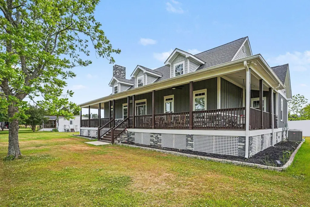 942 Meadow Dr., Loris