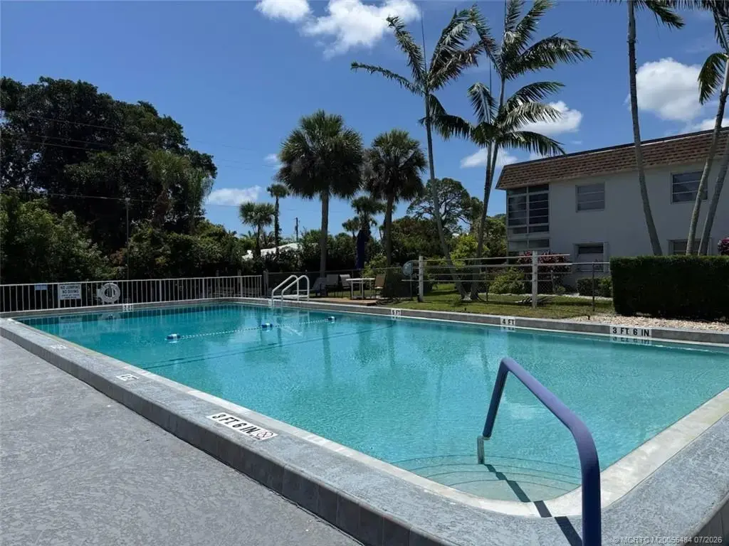 2950 Ocean Boulevard 10-2, Stuart