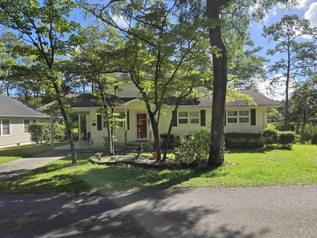 2240 Jackson Circle, Little River