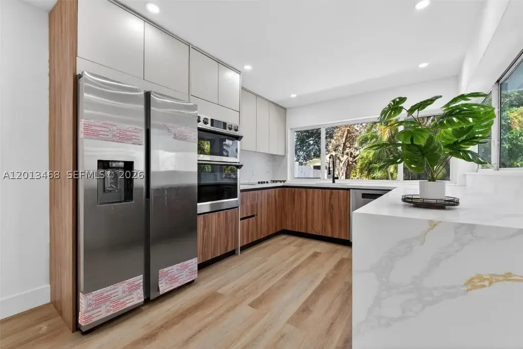 6621 Ficus, Miramar