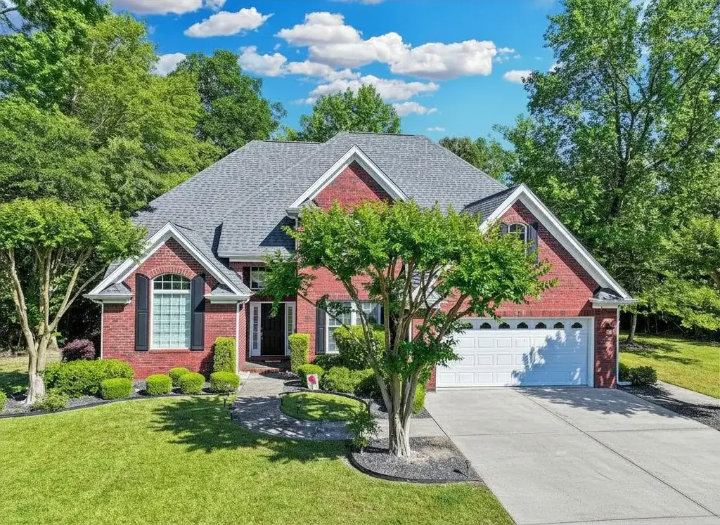 899 Shaftesbury Ln., Conway