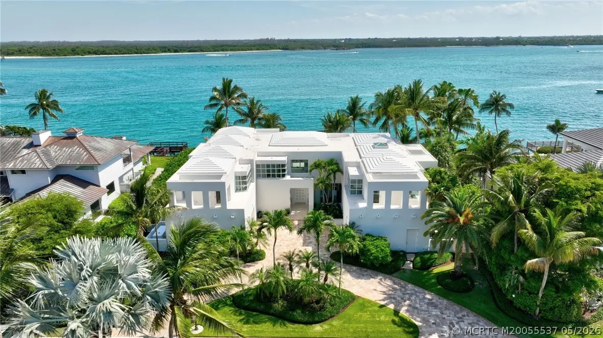 7034 Harbor Circle, Stuart