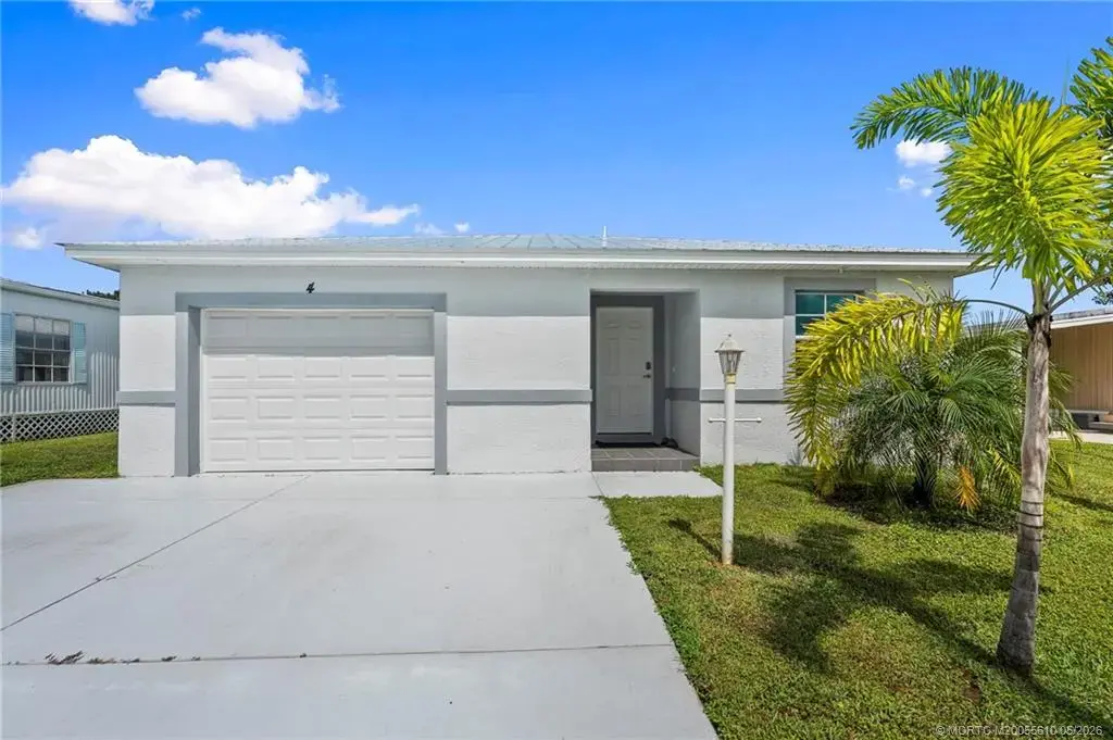 4 La Paloma Lane, Port St Lucie
