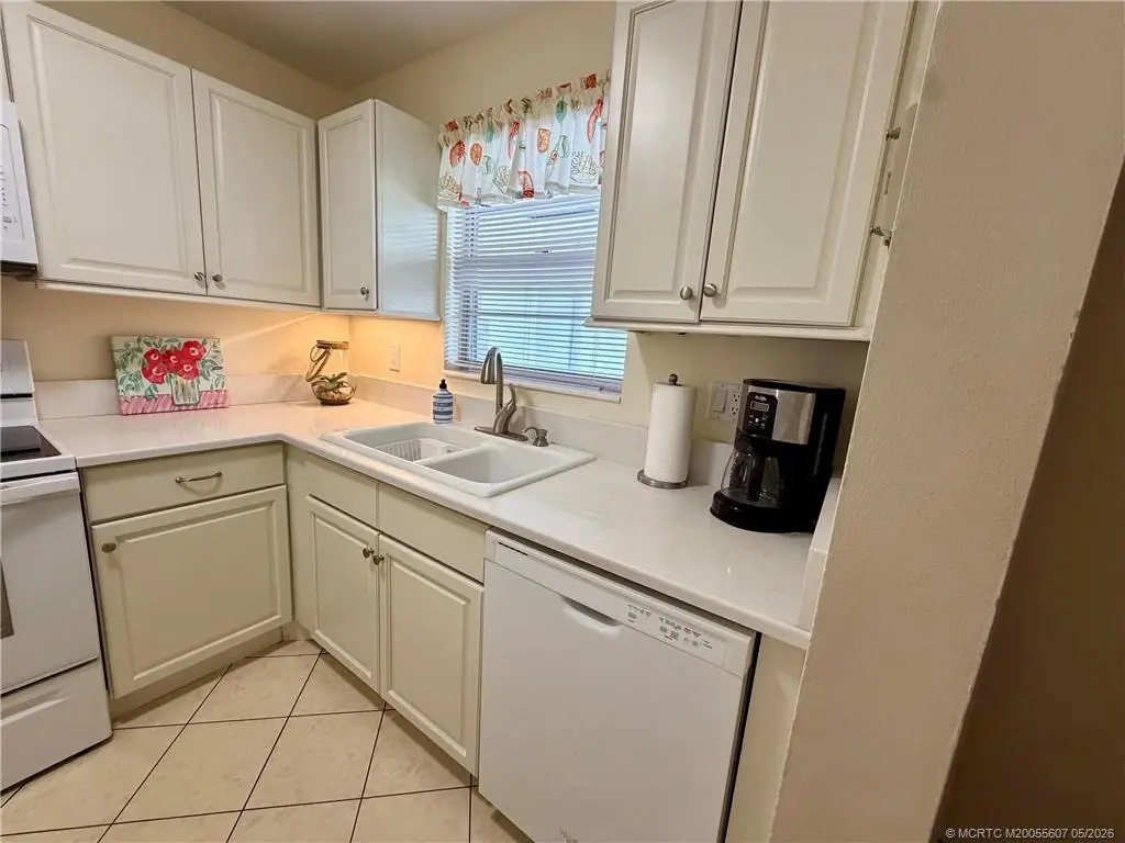 5 of 24 - 2600 Ocean Boulevard Z14, Stuart, FL