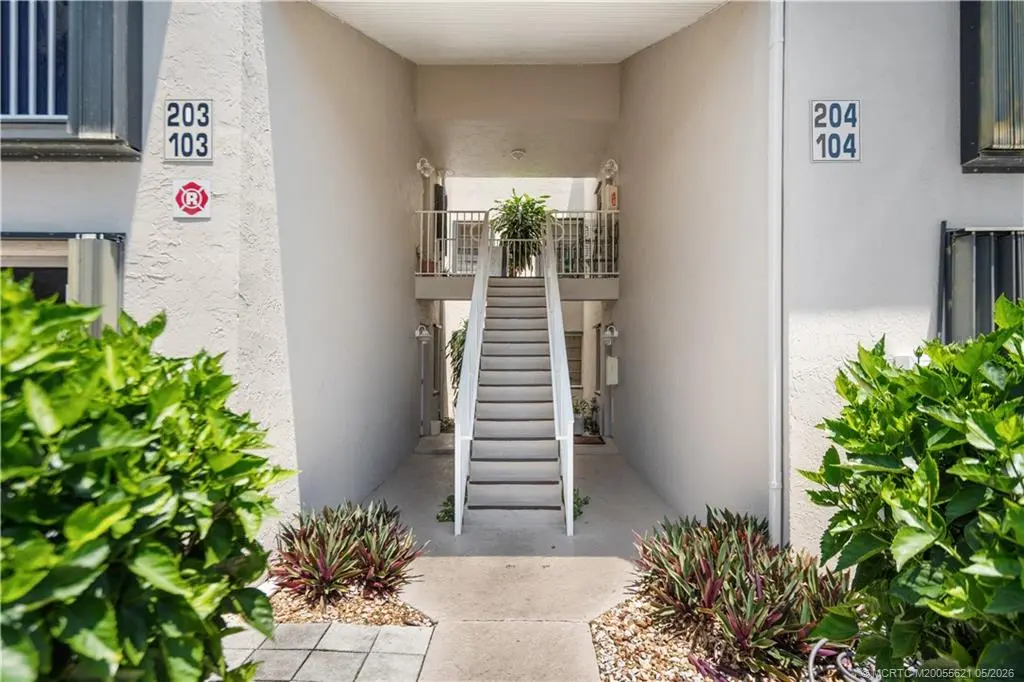 3 of 24 - 3206 Lakeview Circle 1203, Fort Pierce, FL