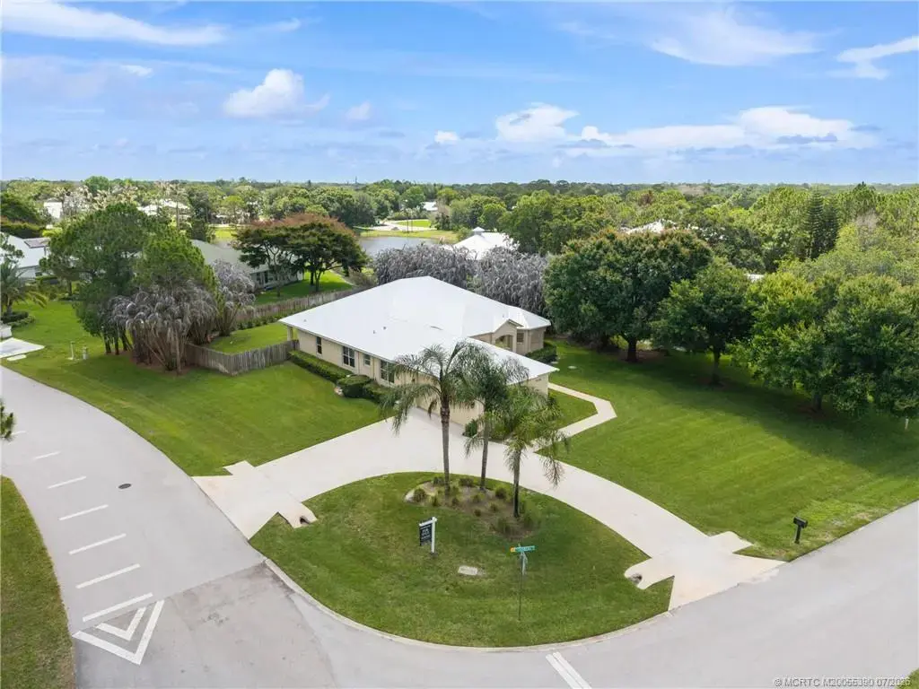 1106 Thoreau Court, Palm City