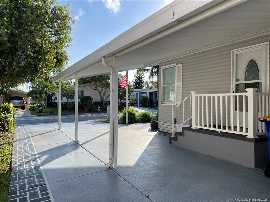 4 of 40 - 16296 Indianwood Circle, Indiantown, FL