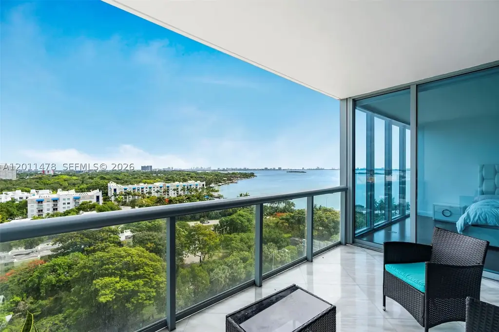 601 36th 1103, Miami
