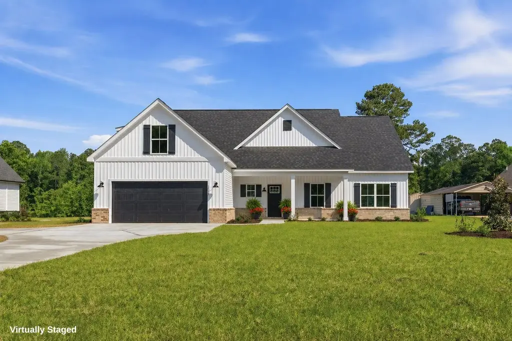 1035 Martin Ln., Conway
