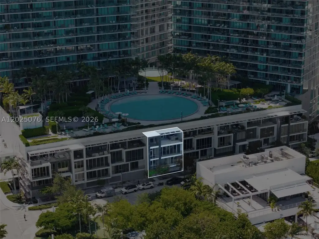 650 32nd Bh4, Miami