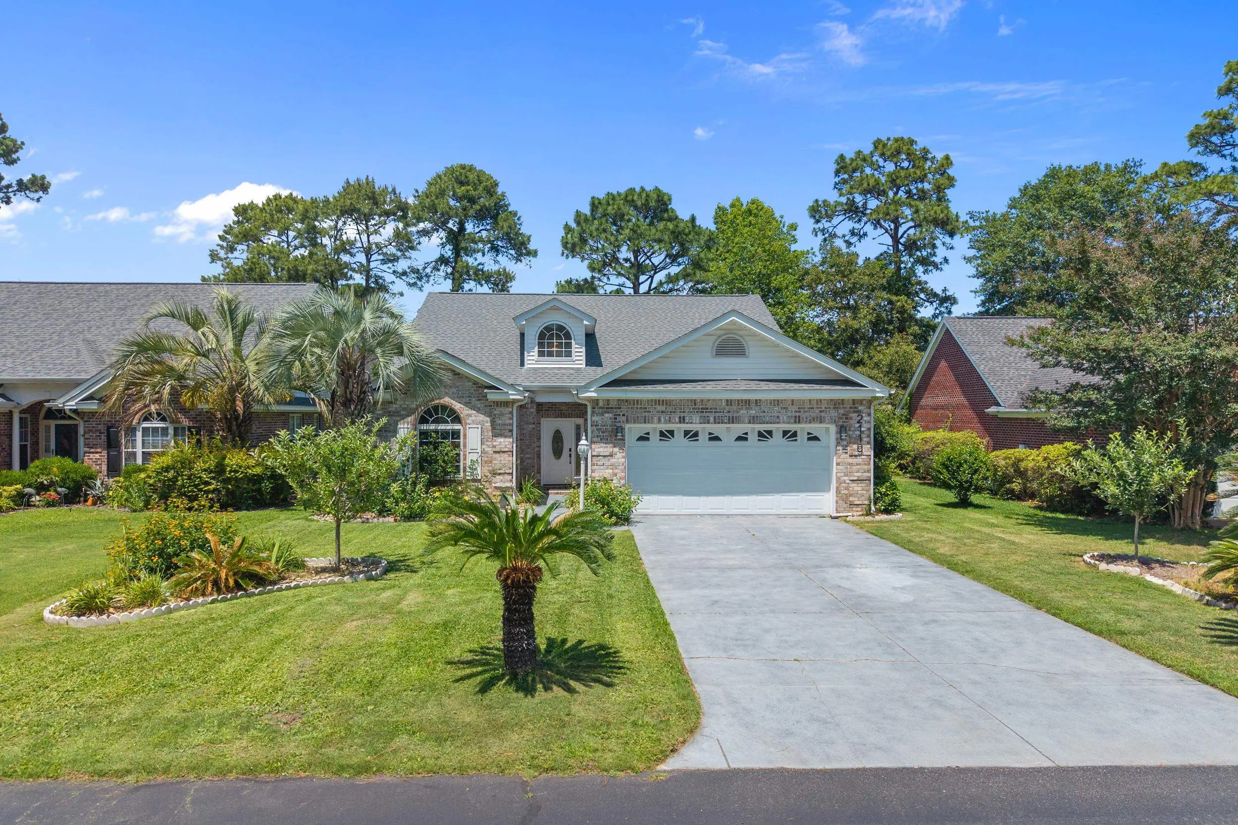 Photo of Listing #2613560