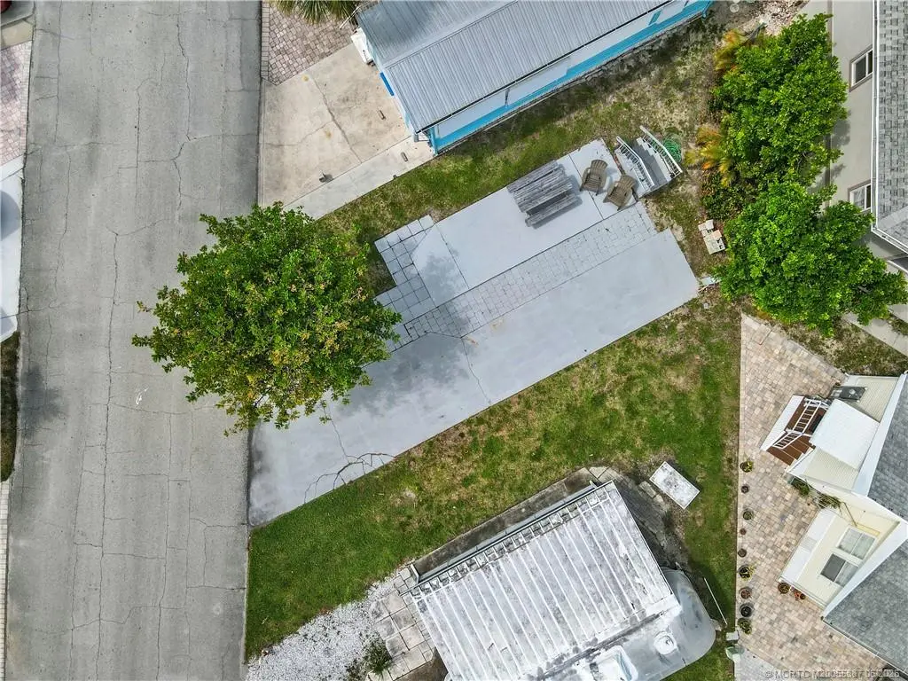 4 of 18 - 10725 Ocean Drive 82, Jensen Beach, FL