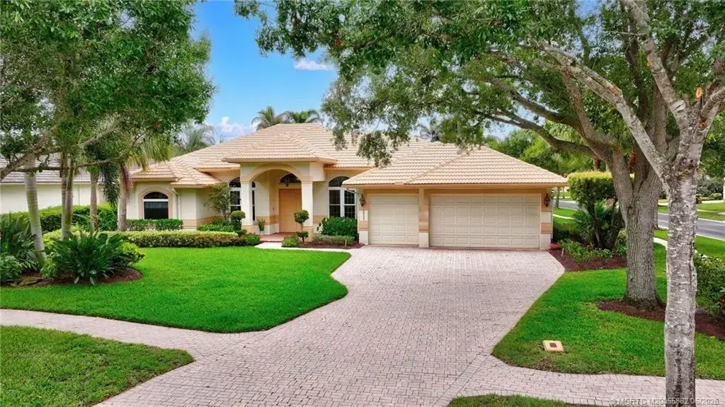 2302 Dove Canyon Way, Palm City