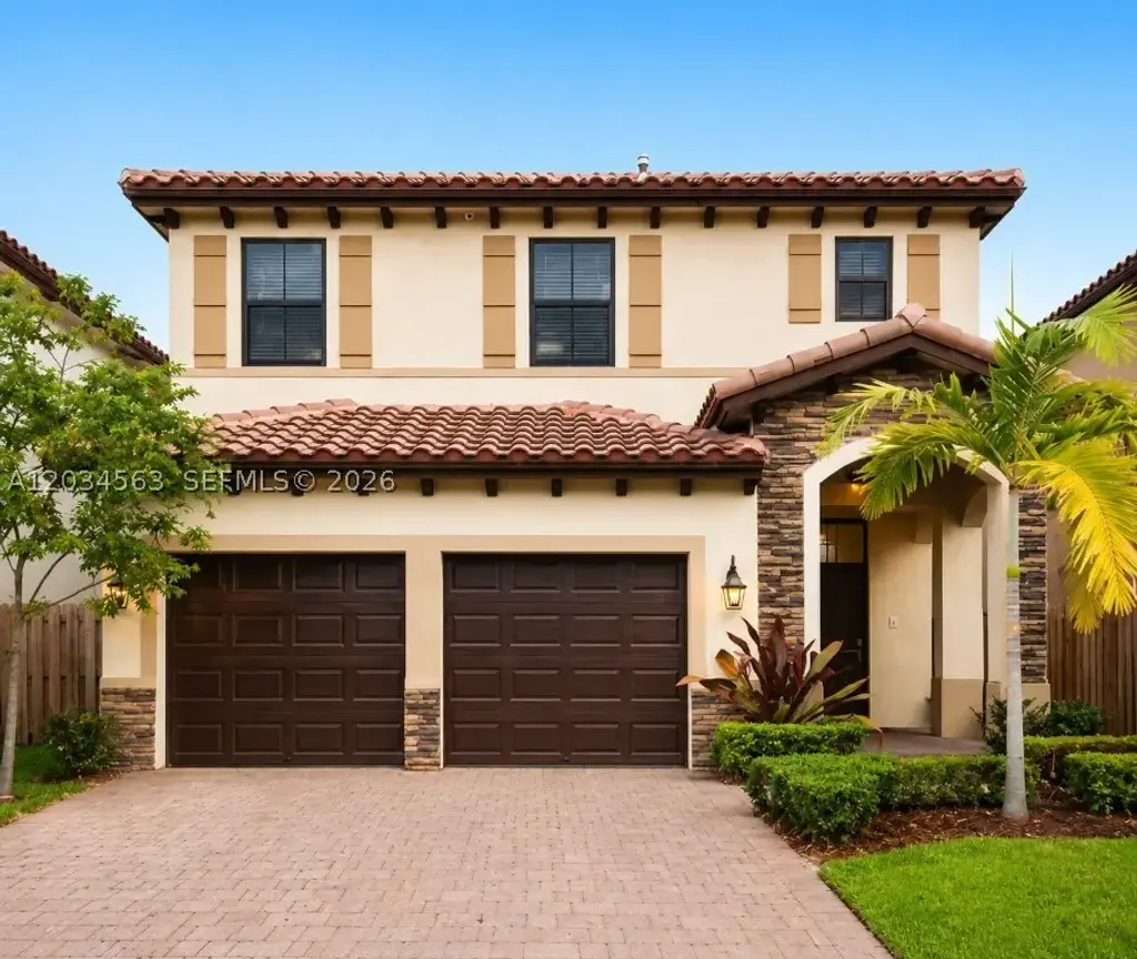 2434 1st 2434, Homestead