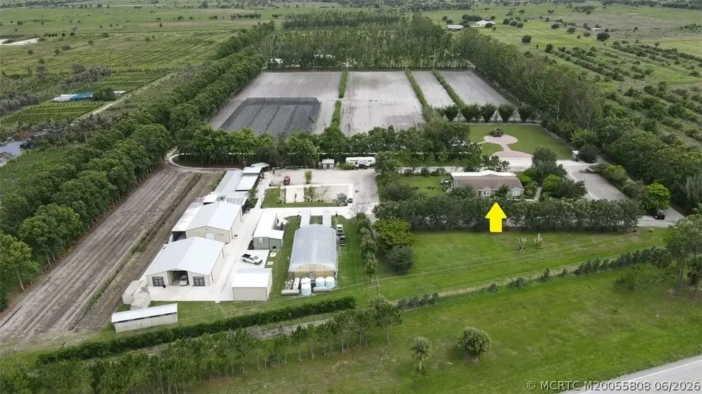 8006 Kanner Highway, Indiantown