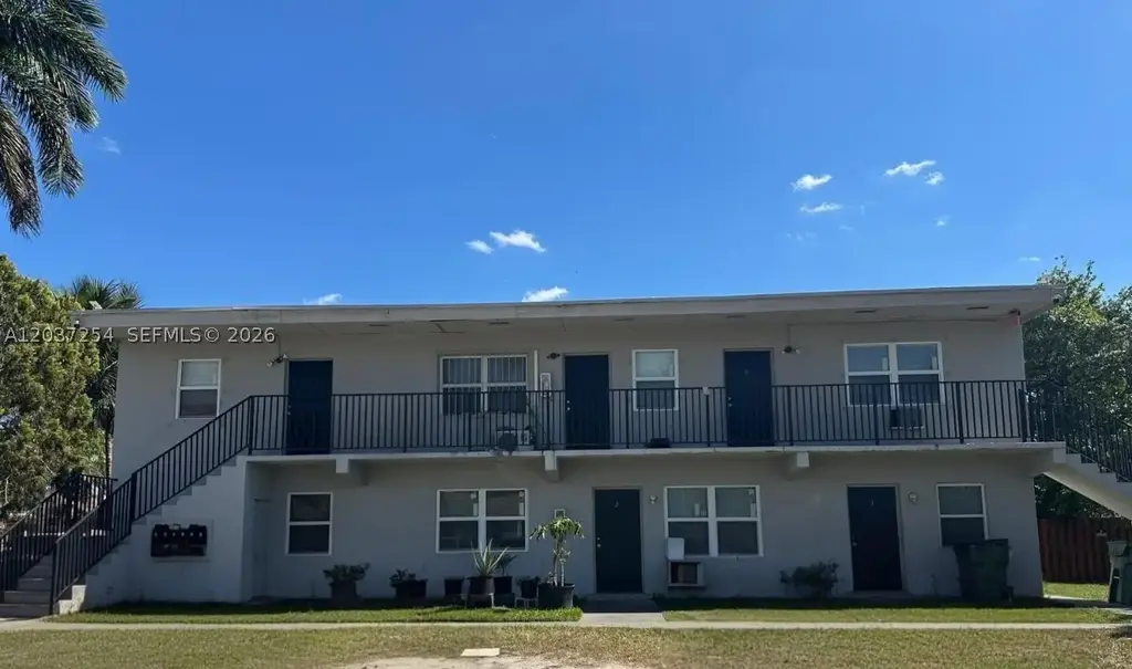 186 1st 1, Homestead