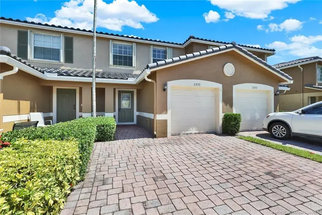 2977 Lexington Lakes Drive, Stuart