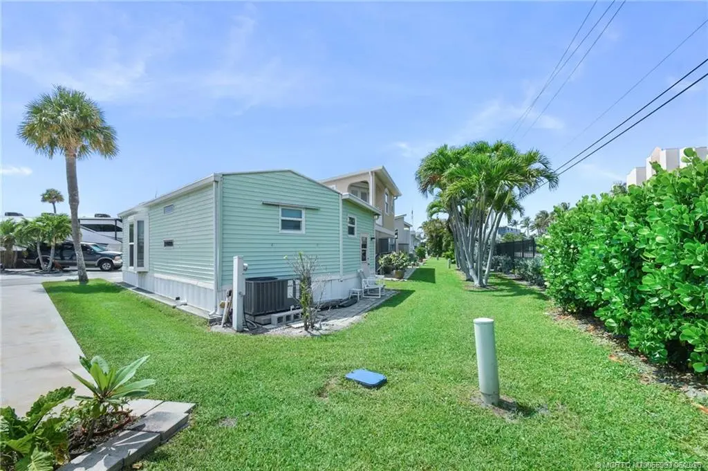 4 of 57 - 10725 Ocean Drive 27, Jensen Beach, FL