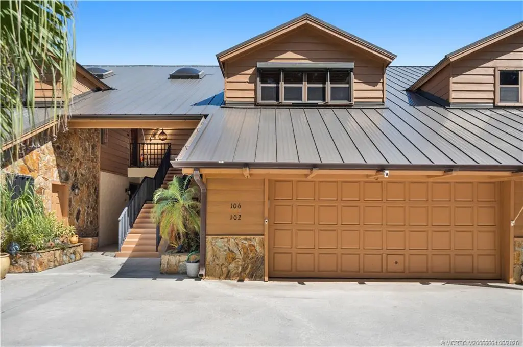102 Crestwood Circle, Stuart