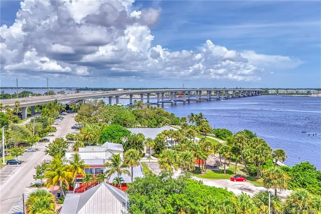 3 of 49 - 412 Akron Avenue, Stuart, FL