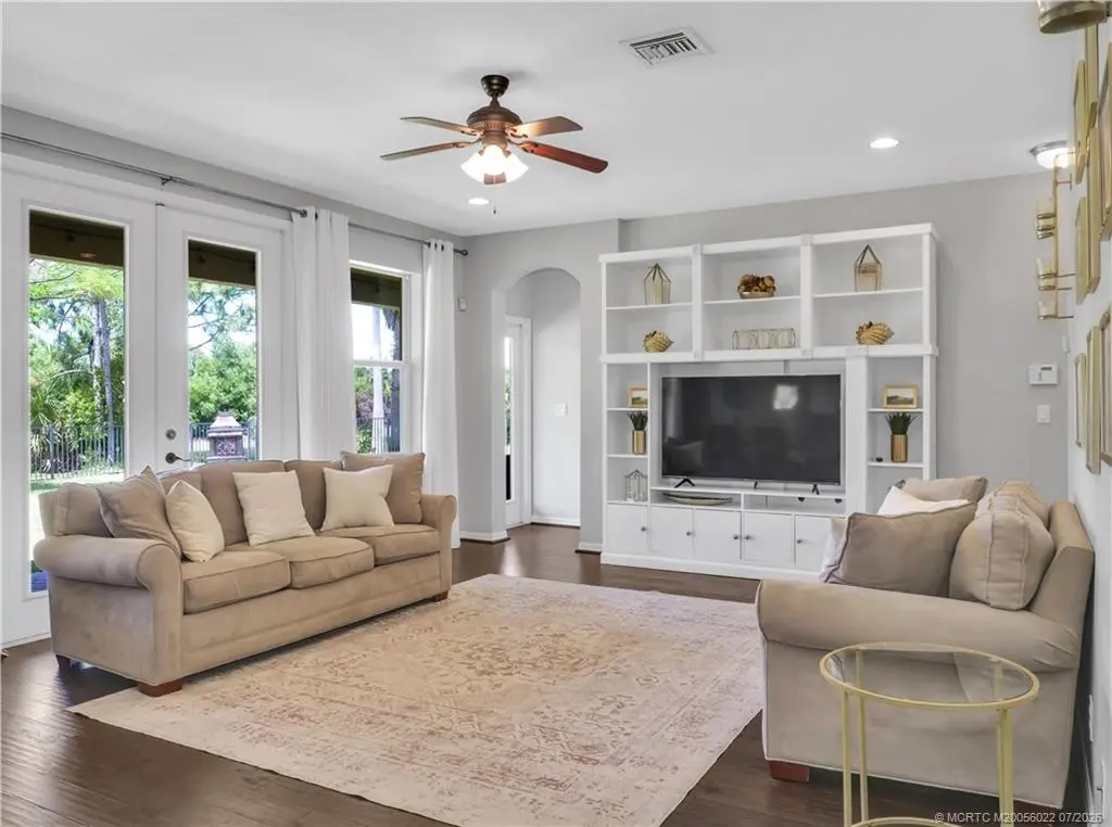 3 of 32 - 697 Sun Circle, Palm City, FL