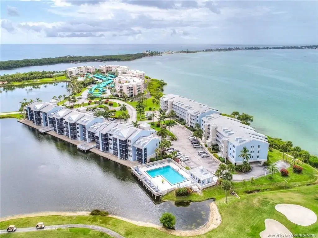 40 Plantation Road 101, Stuart
