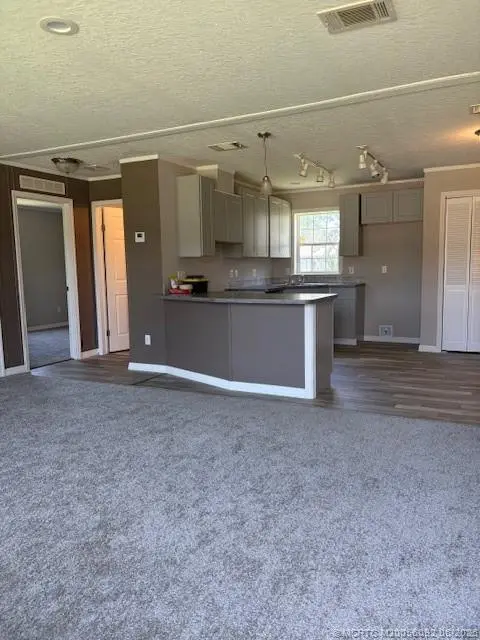 2 of 8 - 699 4th Street, Moore Haven, FL