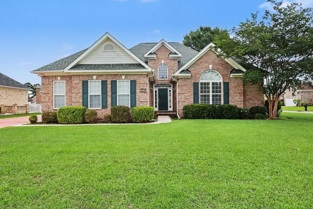 219 Cypress Estates Dr., Murrells Inlet