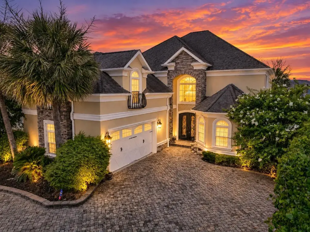 969 Bluffview Dr., Myrtle Beach