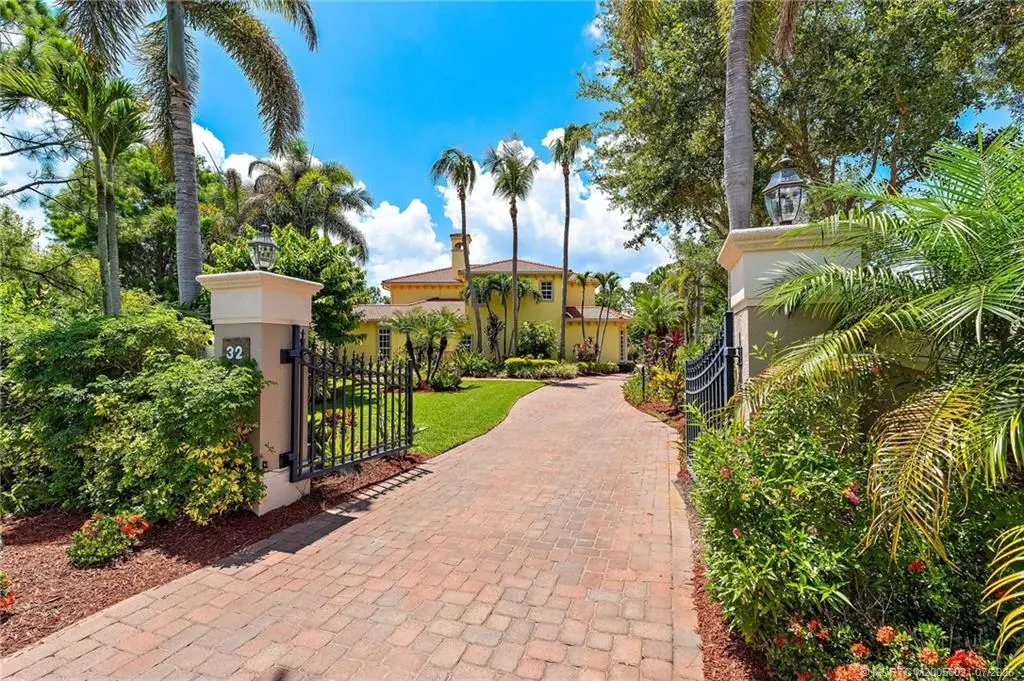 4 of 109 - 32 Wiregrass Court, Palm City, FL