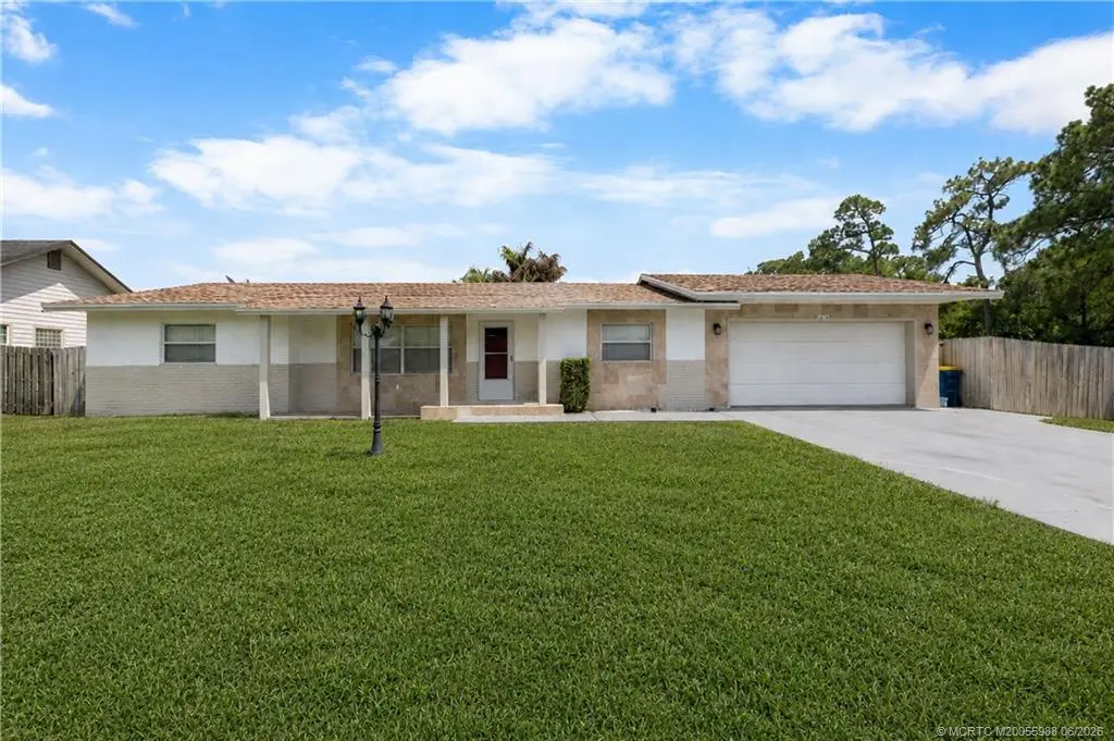 2 of 28 - 1670 Madison Street, Stuart, FL