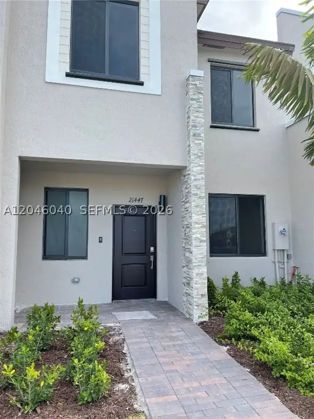 21447 2nd, Miami