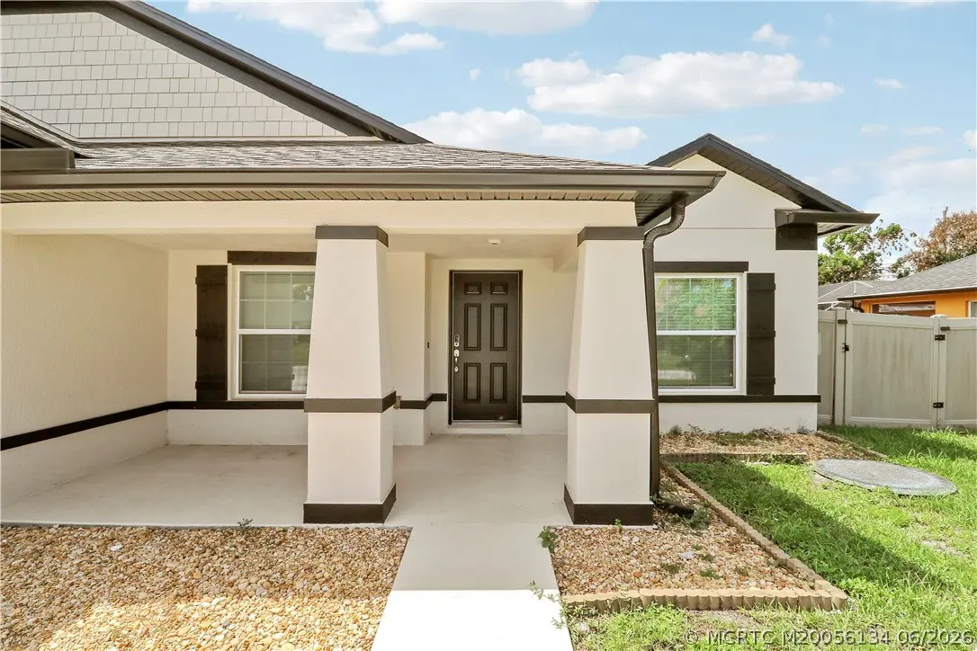 4 of 27 - 1026 Janar Avenue, Port St. Lucie, FL