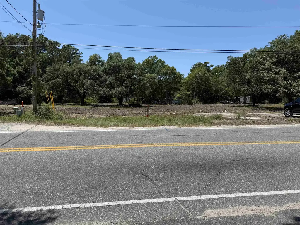 111 Waverly Rd., Pawleys Island