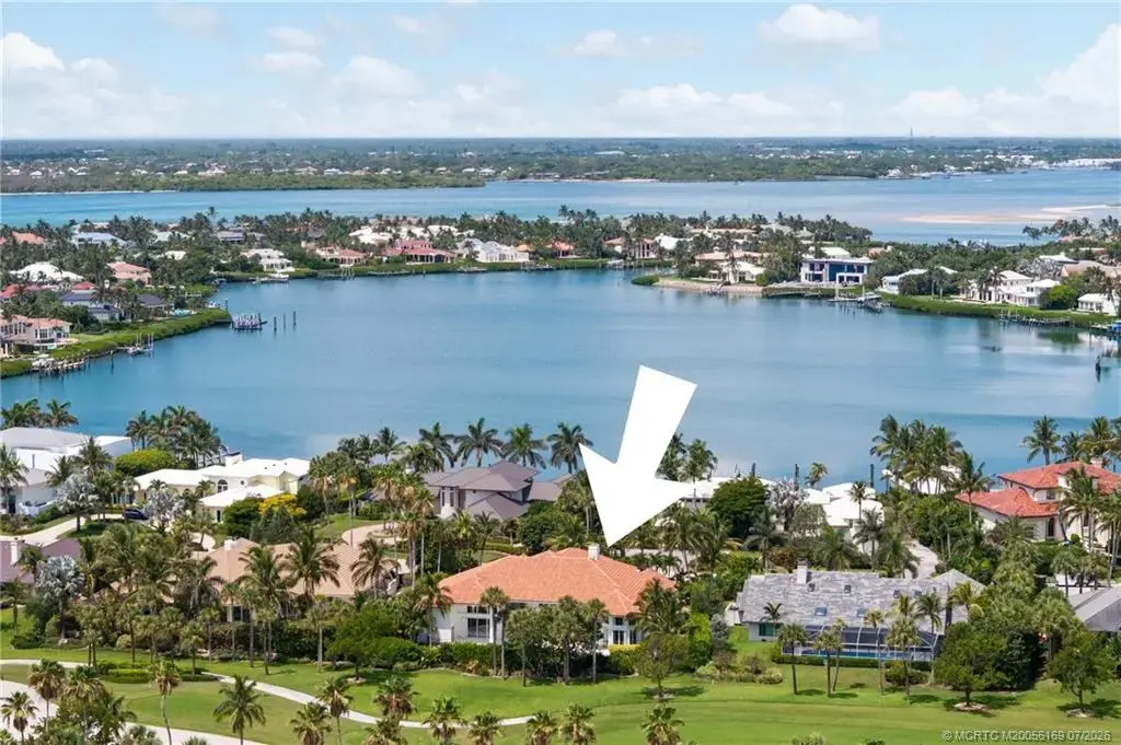 6841 Harbor Circle, Hutchinson Island