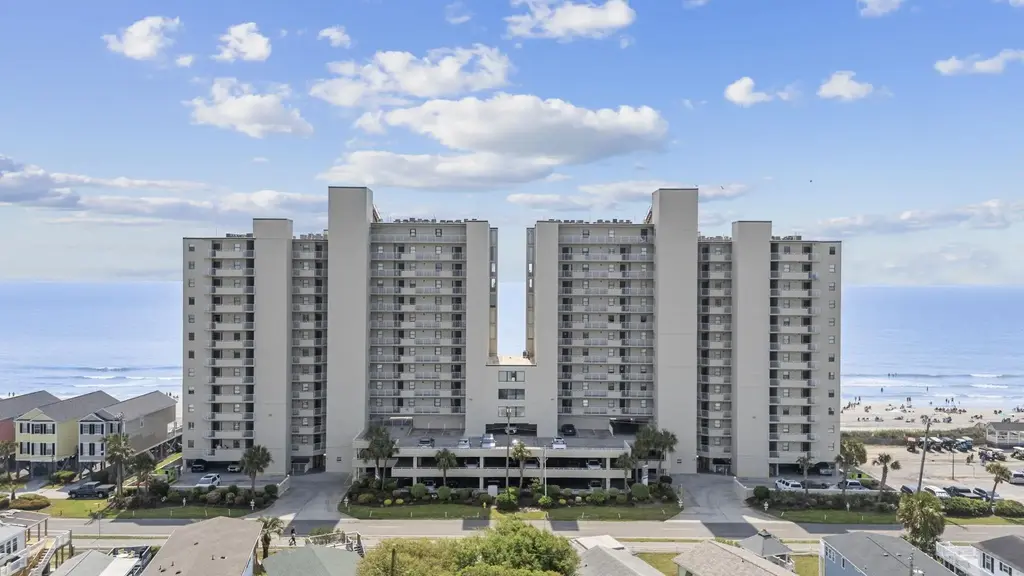 1990 N Waccamaw Dr. 502, Garden City Beach