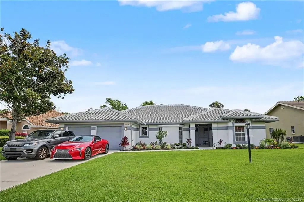 4618 Ashton Court, Naples