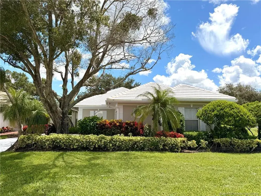 2527 Brookwood Lane, Palm City